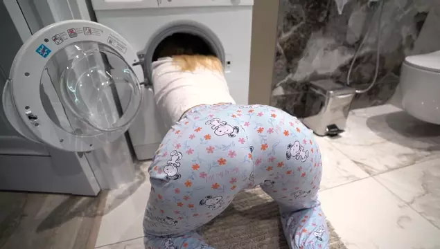 Порно видео на стиральной машинке